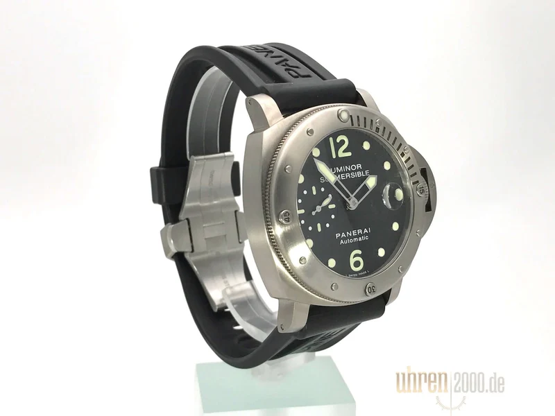 Panerai Luminor Submersible Titanio PAM00025 aus 2006