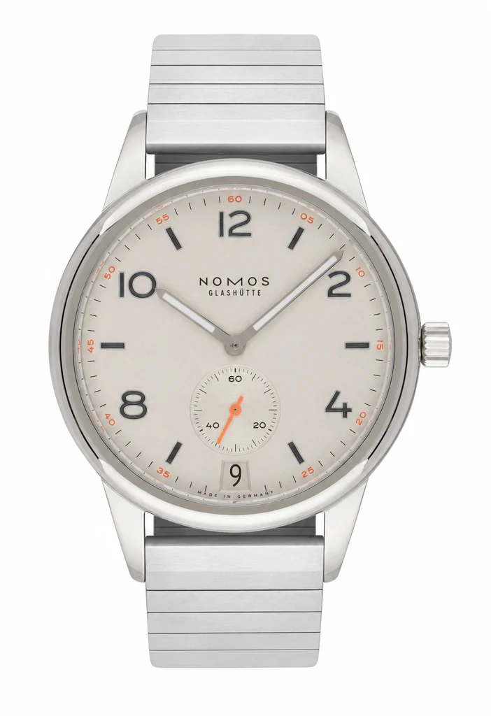 NOMOS Glashütte Club Automat Datum