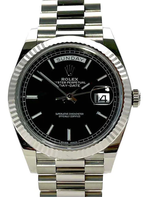 Rolex Day-Date 40 Weißgold 228239 Schwarz