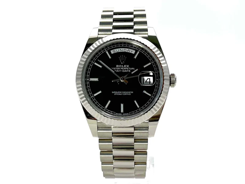 Rolex Day-Date 40 Weißgold 228239 Schwarz