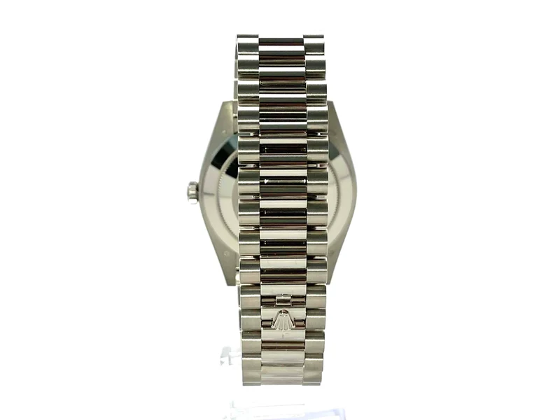 Rolex Day-Date 40 Weißgold 228239 Schwarz