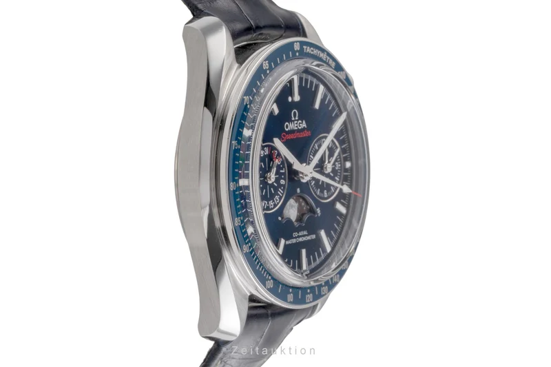Omega Speedmaster chronograph steel automatic men's watch 304.33.44.52.03.001 LP: 12200EUR [2505261]