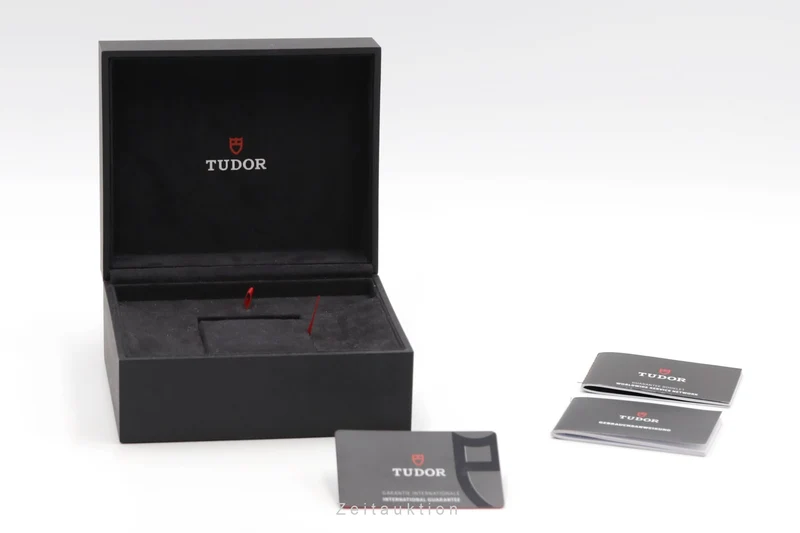 Tudor Black Bay steel automatic men's watch 79030N [2505278]