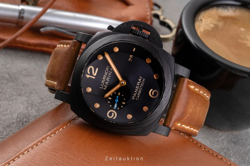 Panerai Luminor Marina carbon automatic men's watch PAM00661 LP: 11900EUR [2505009]