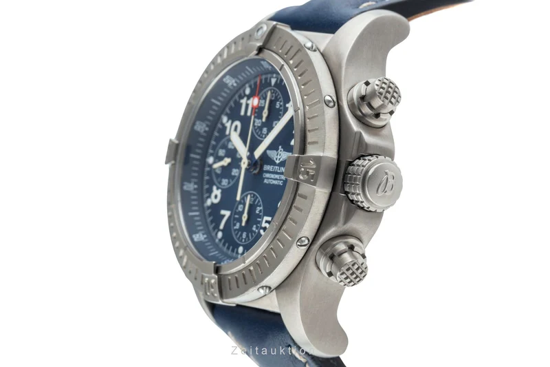 Breitling Avenger chronograph titanium automatic men's watch E13360 [2503829]