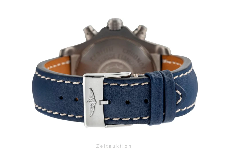 Breitling Avenger chronograph titanium automatic men's watch E13360 [2503829]