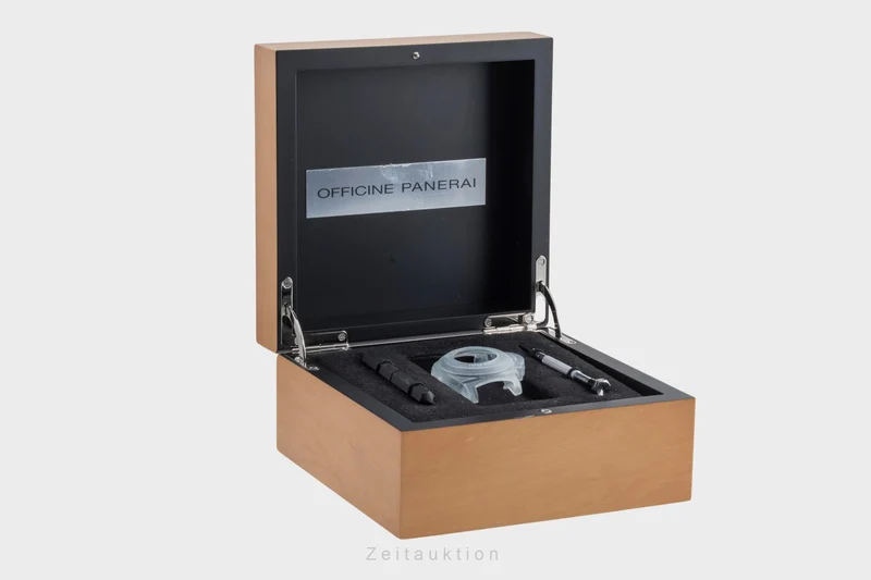 Panerai Luminor Marina steel automatic men's watch PAM01392 LP: 8900EUR [2505110]