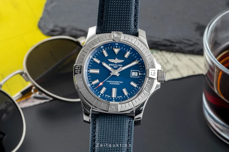 Breitling Avenger steel automatic men's watch A17318 LP: 4800EUR [2505160]
