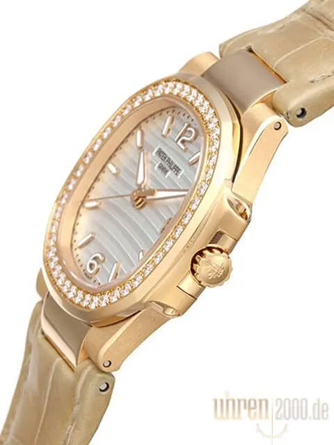 Patek Philippe Nautilus Lady 7010R-011