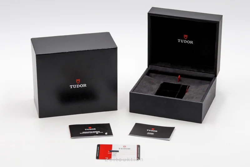 Tudor Black Bay steel automatic men's watch 79730 [2504518]