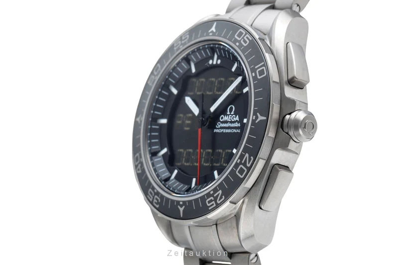 Omega Speedmaster chronograph titanium quartz men's watch 318.90.45.79.01.001 [2505301]