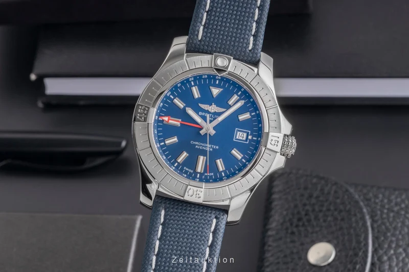 Breitling Avenger steel automatic men's watch A32395 [2505264]