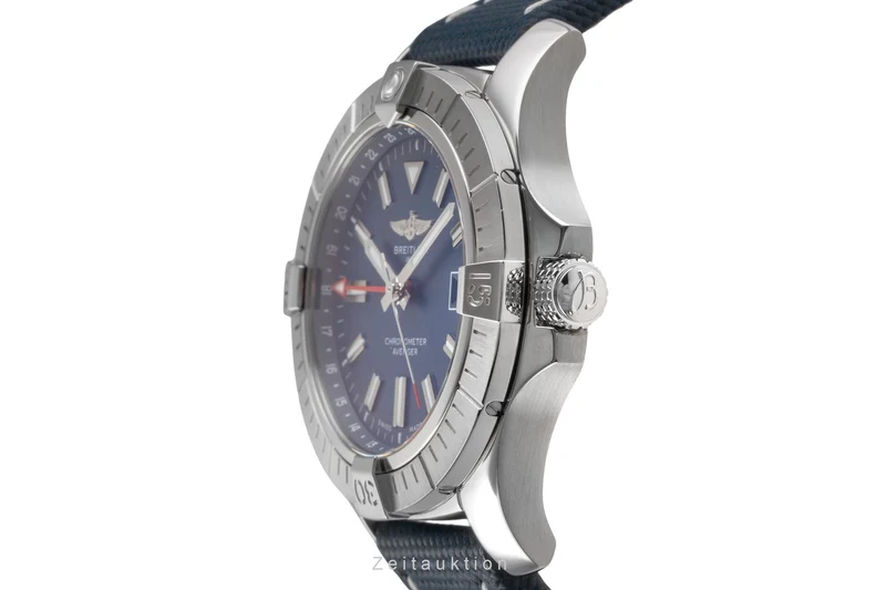 Breitling Avenger steel automatic men's watch A32395 [2505264]