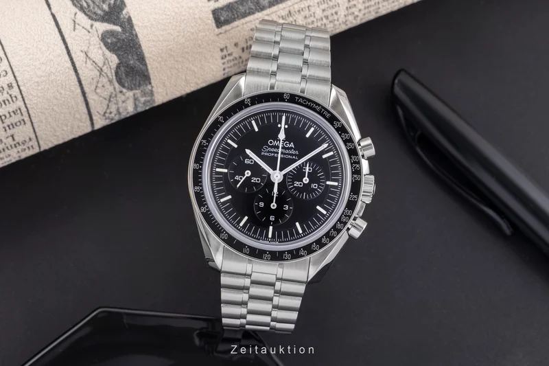 Omega Speedmaster Moonwatch chronograph steel manual winding men's watch 310.30.42.50.01.002 LP: 8700EUR [2505011]
