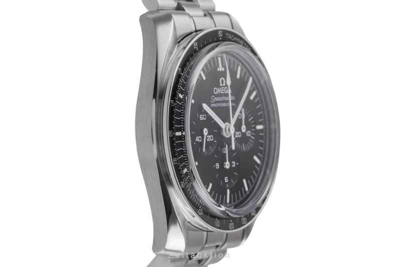 Omega Speedmaster Moonwatch chronograph steel manual winding men's watch 310.30.42.50.01.002 LP: 8700EUR [2505011]