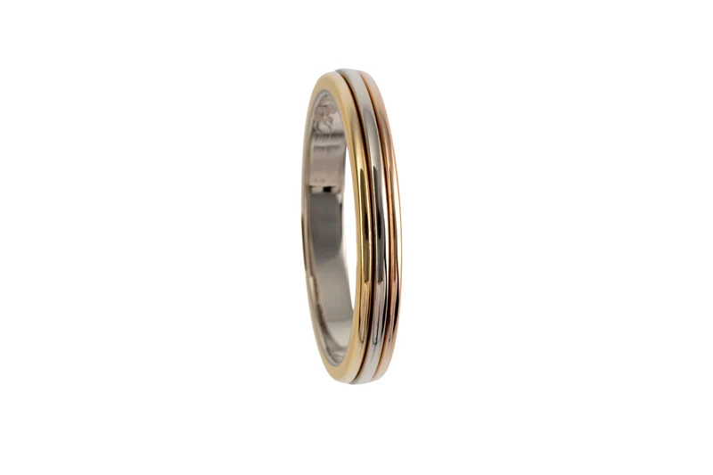 Cartier Vendome Louis Cartier Trinity 18 karat (0.750 fineness) gold Size 54 B&P RP: 1640,- €[KL25997]