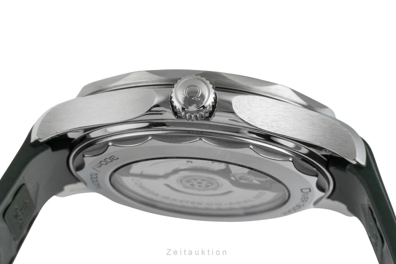 Omega Seamaster steel automatic men's watch 210.30.42.20.10.001 LP: 6100EUR [2505159]