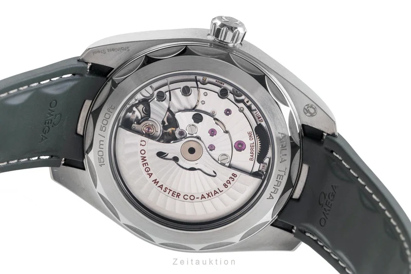 Omega Seamaster steel automatic men's watch 220.32.43.22.10.001 LP: 11700EUR [2505410]