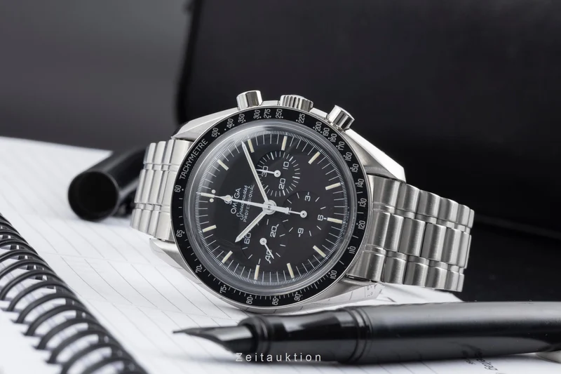 Omega Speedmaster Moonwatch chronograph steel manual winding men's watch 3890.50.00 145.022 LP: 7600EUR [2504892]