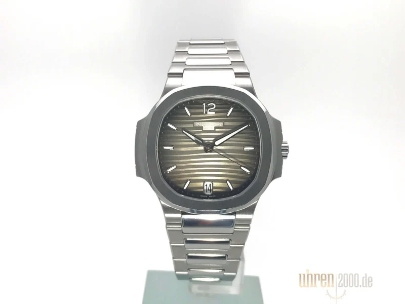 Patek Philippe Nautilus Ladies Ref. 7118/1A-011