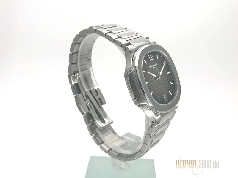 Patek Philippe Nautilus Ladies Ref. 7118/1A-011