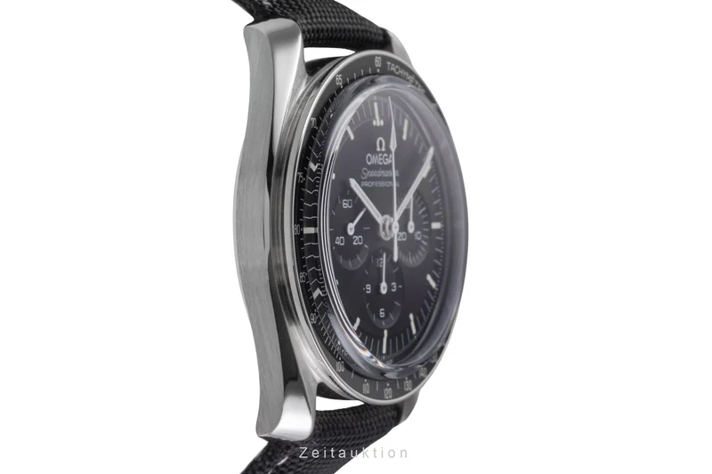 Omega Speedmaster Moonwatch chronograph steel manual winding men's watch 310.32.42.50.01.002 LP: 8300EUR [2504647]