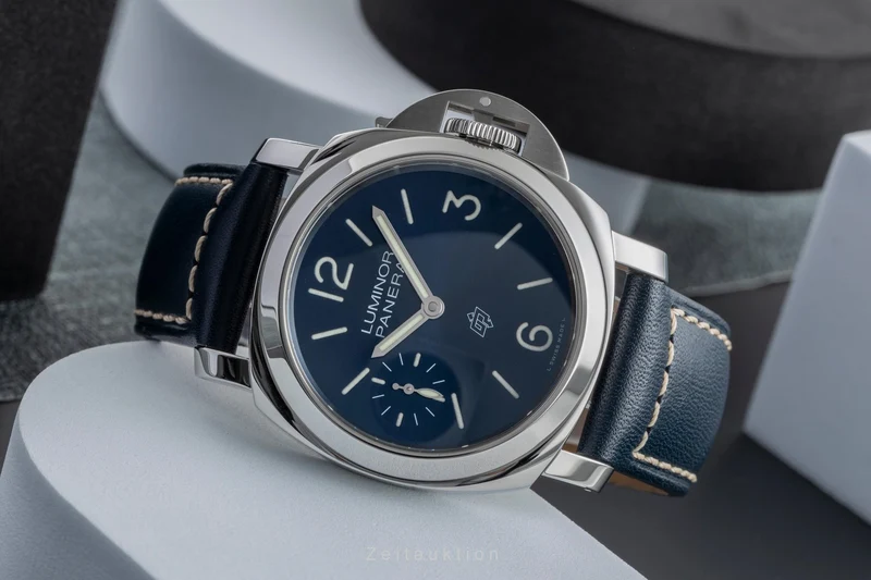 Panerai Luminor steel manual winding men's watch PAM01085 LP: 6200EUR [2504631]