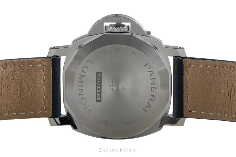 Panerai Luminor steel manual winding men's watch PAM01085 LP: 6200EUR [2504631]