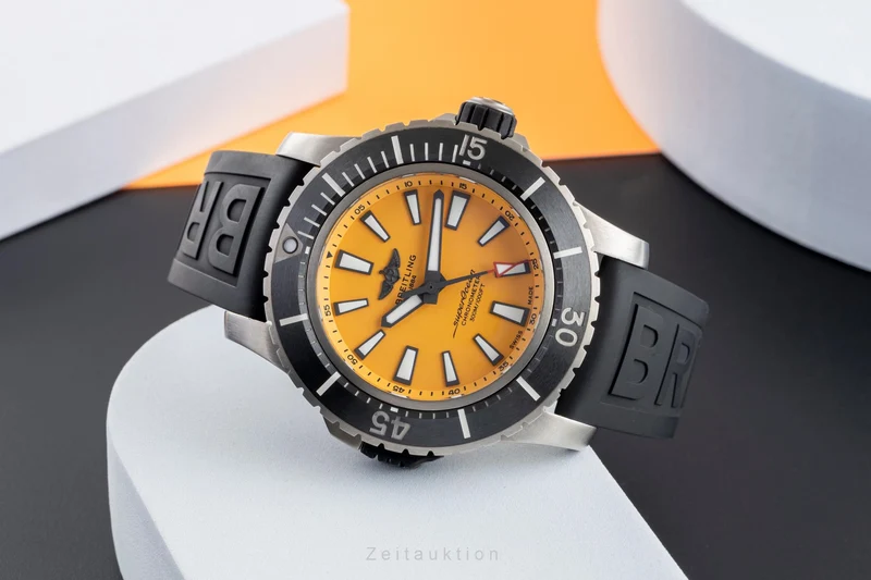 Breitling Superocean titanium automatic men's watch E17369 LP: 6600EUR [2505348]