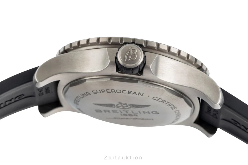 Breitling Superocean titanium automatic men's watch E17369 LP: 6600EUR [2505348]