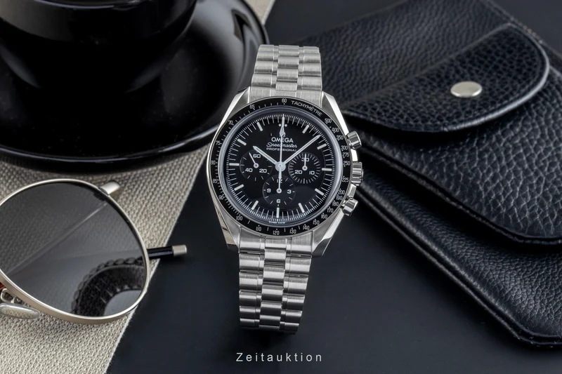 Omega Speedmaster Moonwatch chronograph steel manual winding men's watch 310.30.42.50.01.001 LP: 7600EUR [2505532]