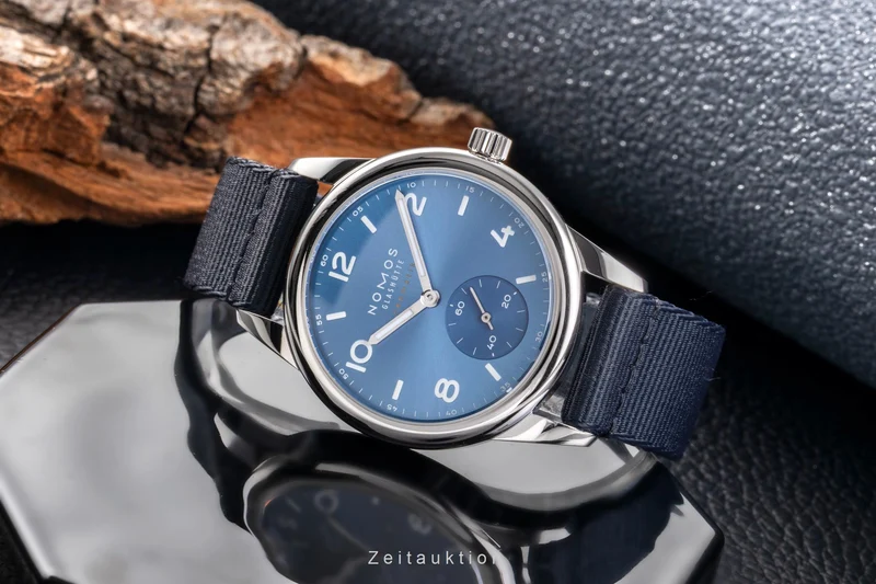 Nomos Club steel automatic men's watch 750 LP: 2920EUR [2505111]