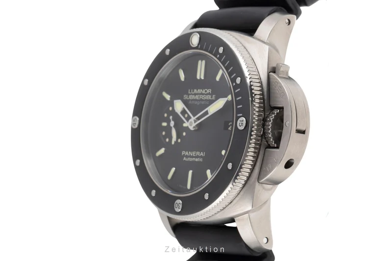 Panerai Submersible titanium automatic men's watch PAM00389 VP: 10900EUR [2505366]