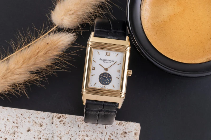 Jaeger LeCoultre Reverso 18 ct gold quartz unisex 140.252.1 [2504597]