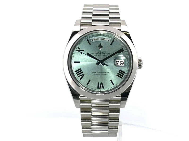Rolex Day-Date 40 Platin 228206 Eisblau Römisch