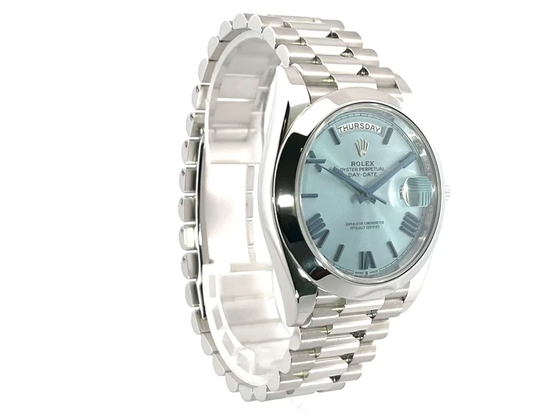 Rolex Day-Date 40 Platin 228206 Eisblau Römisch