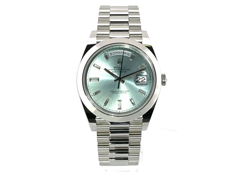 Rolex Day-Date 40 Platin 228206 Eisblau Diamant