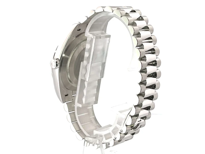 Rolex Day-Date 40 Platin 228206 Eisblau Diamant