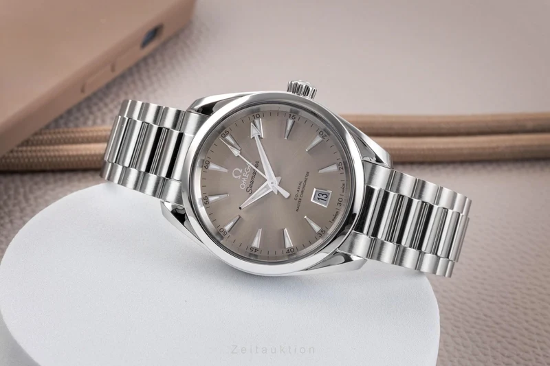 Omega Seamaster steel automatic men's watch 220.10.38.20.09.001 LP: 7200EUR [2505126]