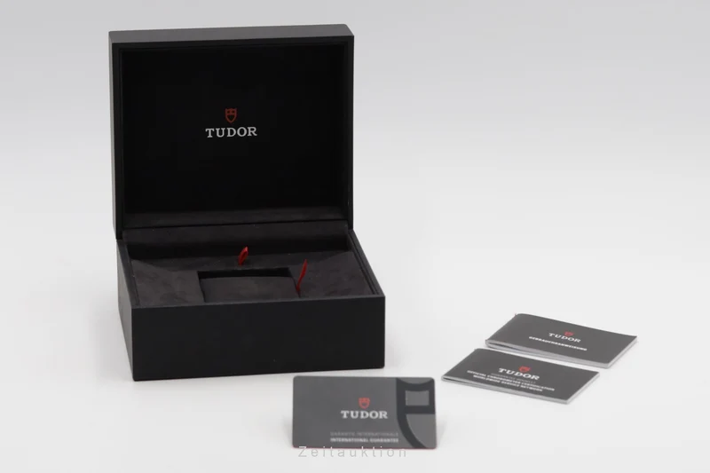 Tudor Black Bay steel automatic men's watch M79030B-0001 [2504930]
