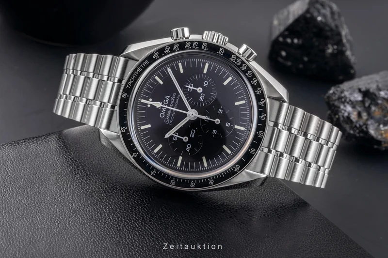 Omega Speedmaster Moonwatch chronograph steel manual winding men's watch 310.30.42.50.01.002 LP: 8700EUR [2505198]