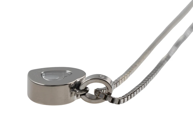 Chopard Happy Heaths Diamonds pendant 18k white gold 79/2897-20 retail price: 2080,- €[KL26001]