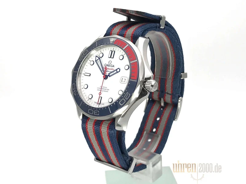 Omega Seamaster 300M Commander’s Watch James Bond 007 Limited Edition 212.32.41.20.04.001