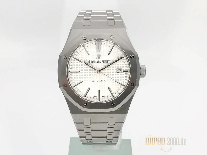 Audemars Piguet AP Royal Oak 15400ST.OO.1220ST.02 aus 2015