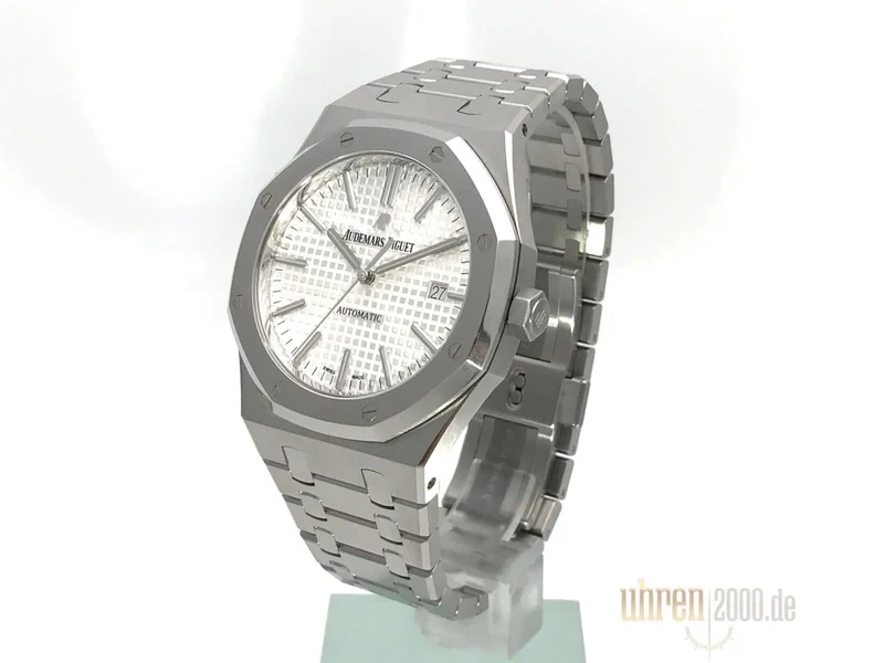 Audemars Piguet AP Royal Oak 15400ST.OO.1220ST.02 aus 2015