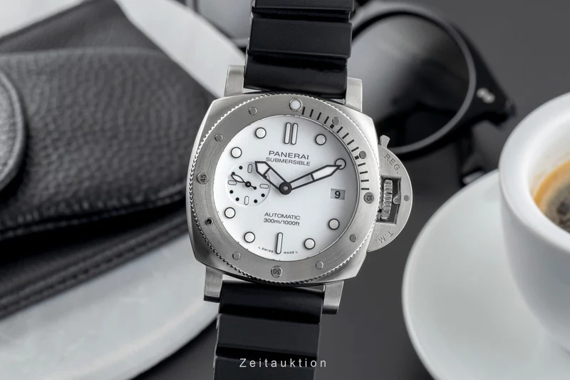 Panerai Submersible steel automatic men's watch PAM01223 [2505058]