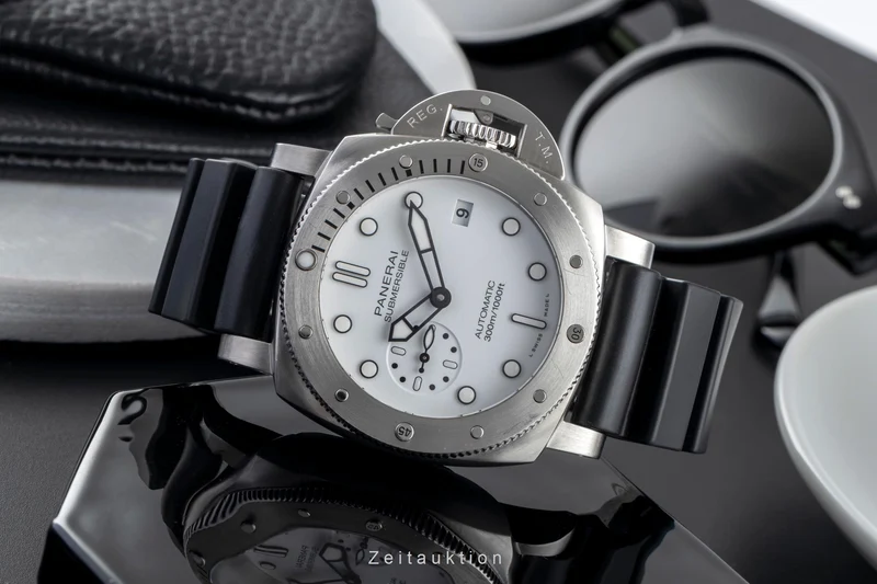 Panerai Submersible steel automatic men's watch PAM01223 [2505058]