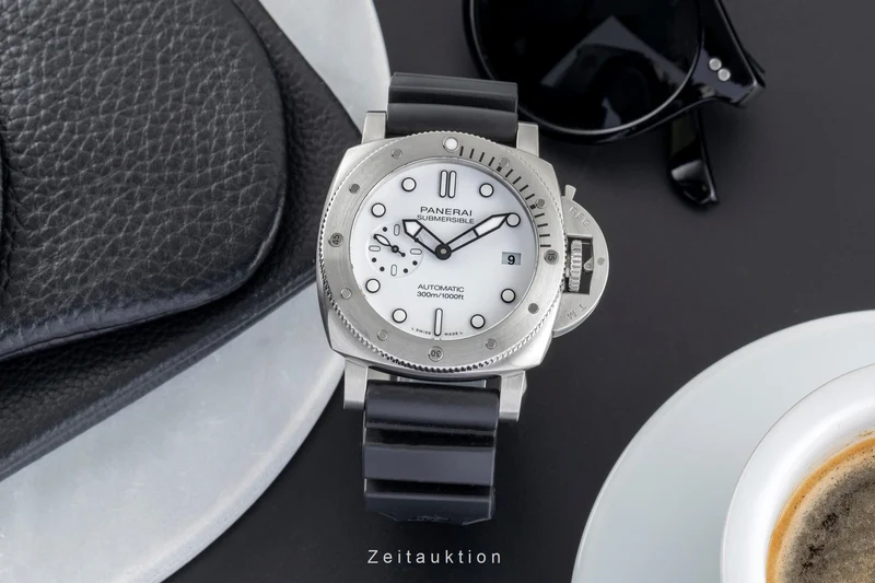 Panerai Submersible steel automatic men's watch PAM01223 [2505058]