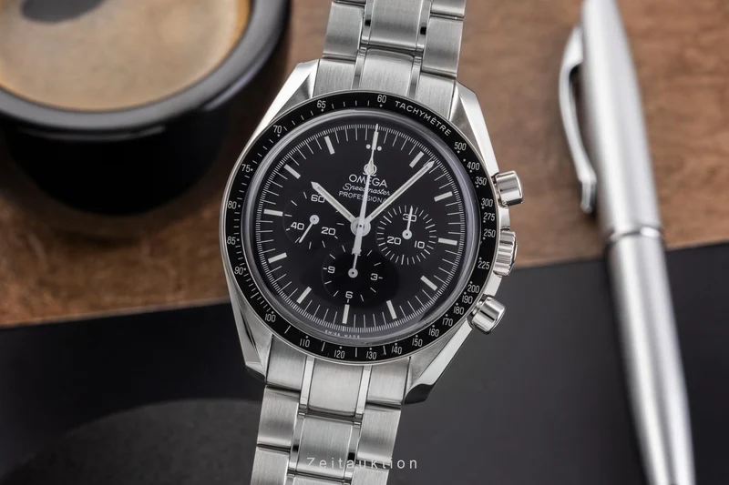 Omega Speedmaster Moonwatch chronograph steel manual winding men's watch 311.30.42.30.01.005 LP: 7600EUR [2504975]