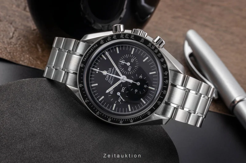 Omega Speedmaster Moonwatch chronograph steel manual winding men's watch 311.30.42.30.01.005 LP: 7600EUR [2504975]